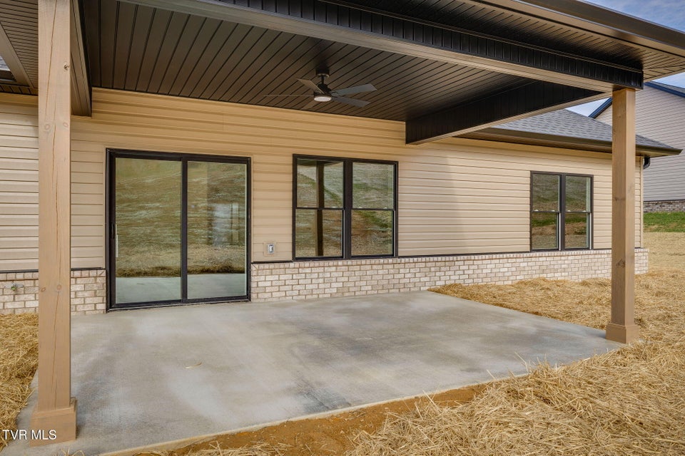 Photo #32: 488 Middays Rest