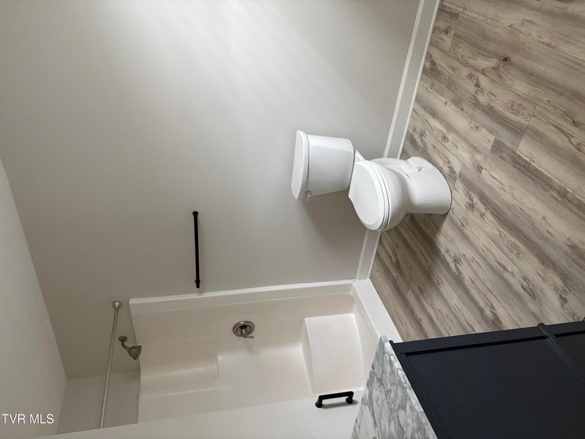 Photo #34: 104 Winner Street