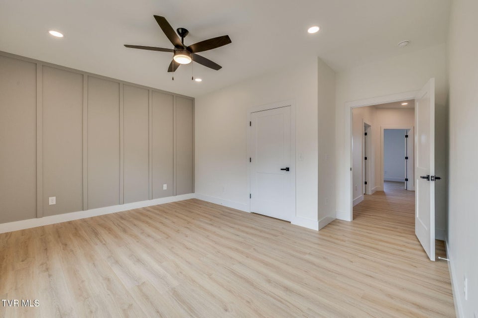 Photo #17: 474 Middays Rest 