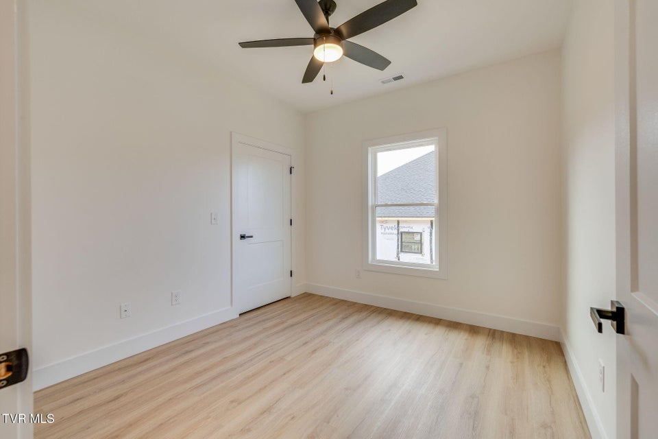 Photo #22: 474 Middays Rest 