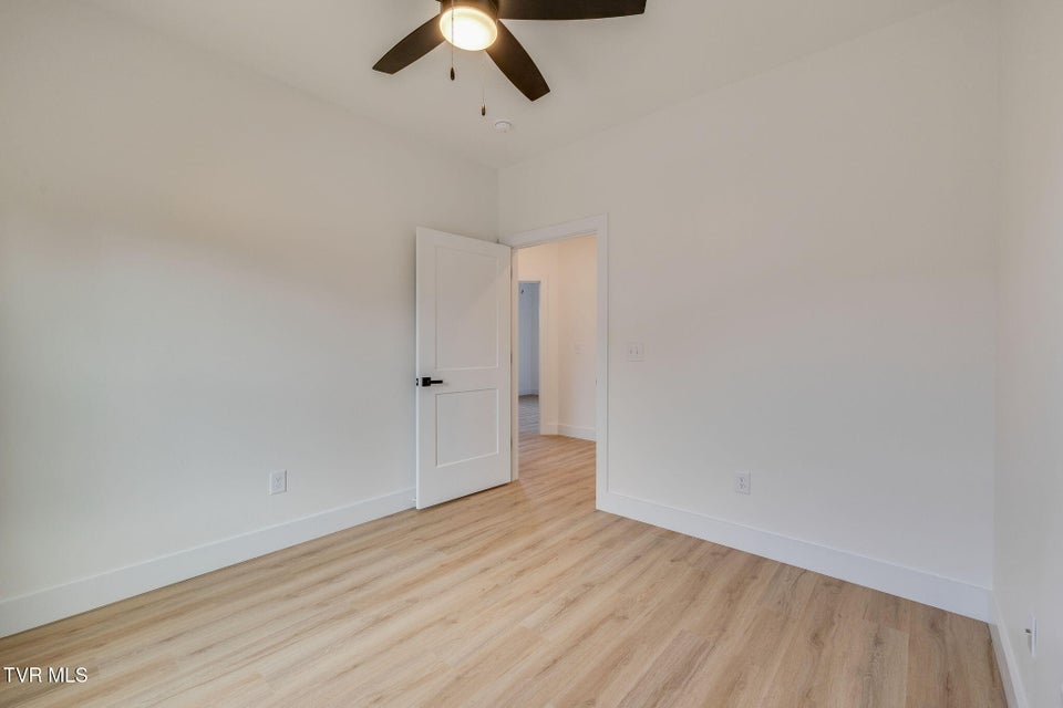 Photo #23: 474 Middays Rest 