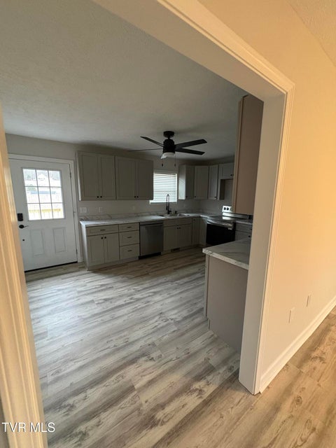 Photo #9: 104 Winner Street