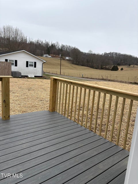 Photo #24: 104 Winner Street