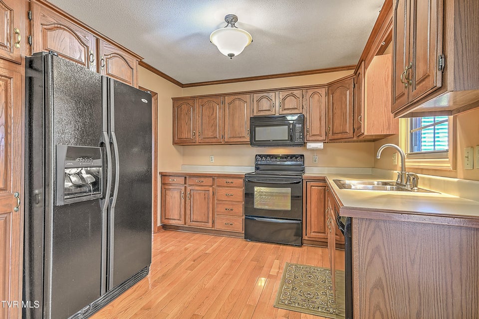 Photo #14: 325 Mayfield Drive