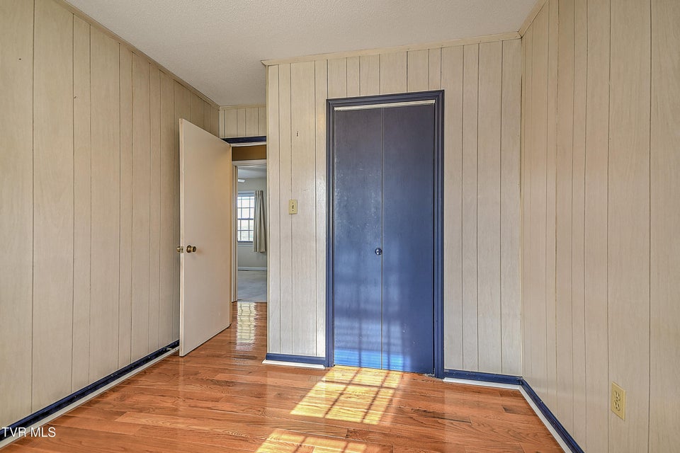 Photo #22: 325 Mayfield Drive