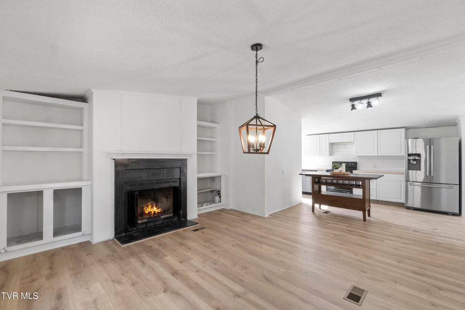 Photo #19: 3023 Davy Crockett Parkway