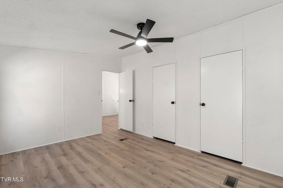 Photo #23: 3023 Davy Crockett Parkway