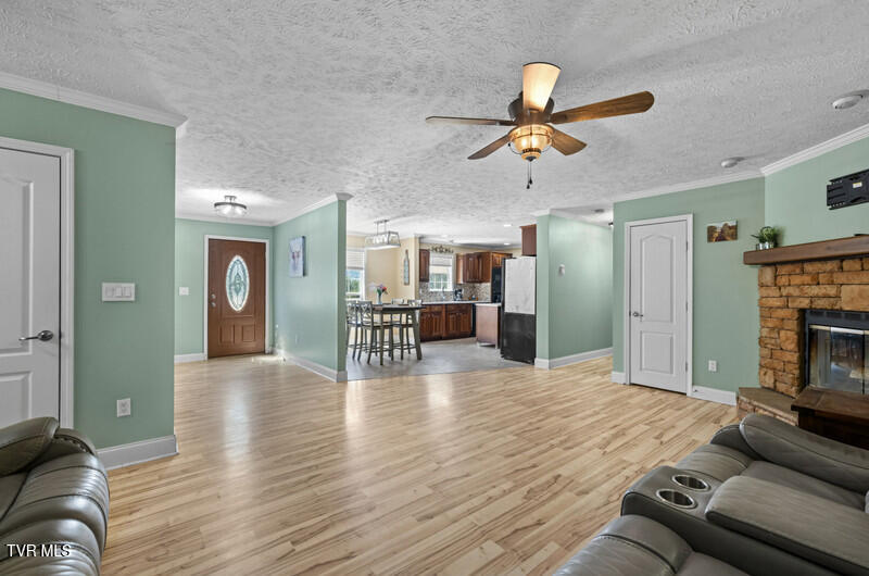 Photo #27: 9514 Highway 11w 