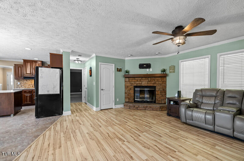 Photo #35: 9514 Highway 11w 