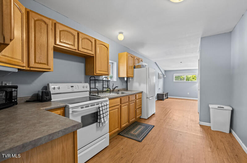 Photo #56: 9514 Highway 11w 