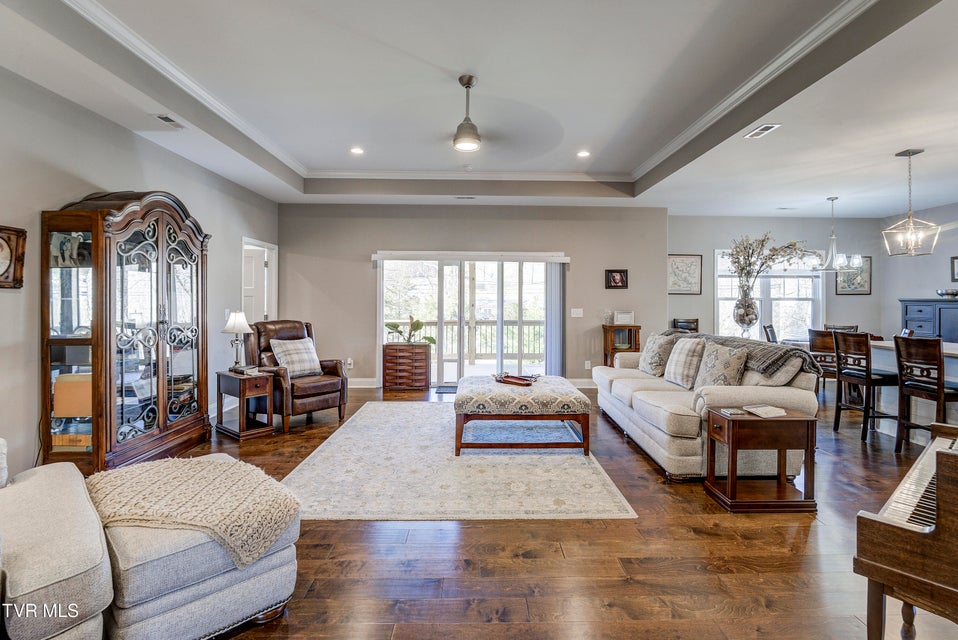 Photo #7: 702 Hunts Terrace Drive