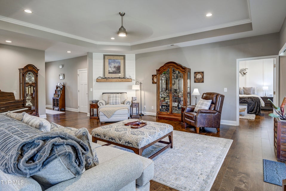 Photo #20: 702 Hunts Terrace Drive