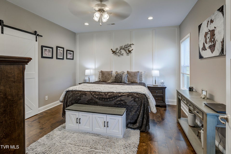 Photo #22: 702 Hunts Terrace Drive