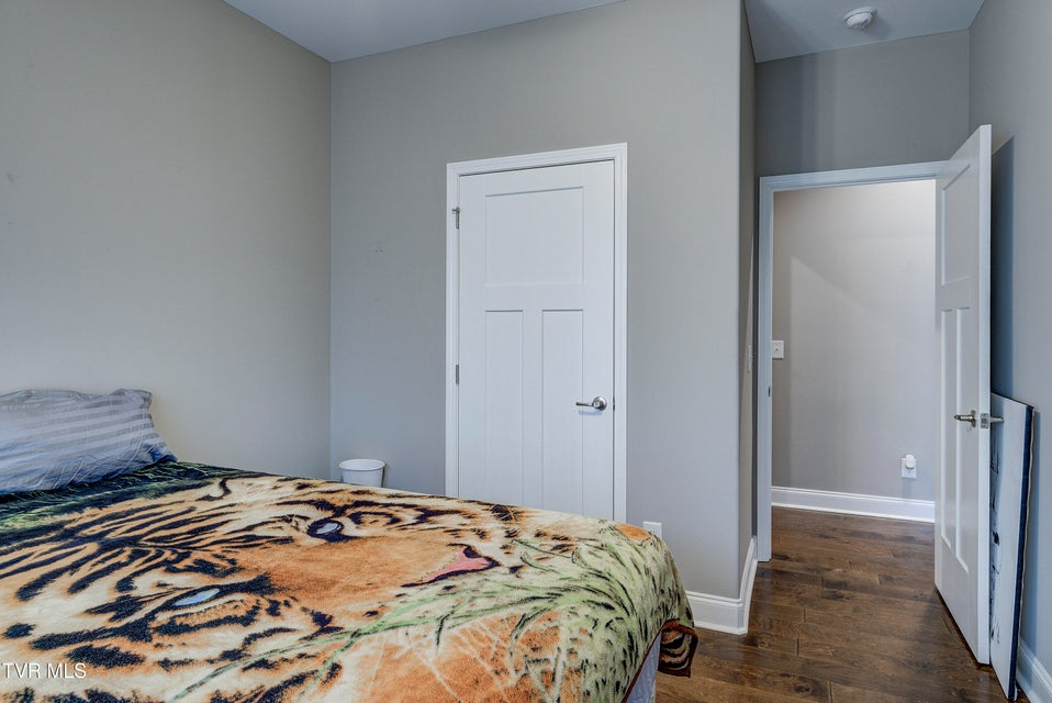 Photo #34: 702 Hunts Terrace Drive