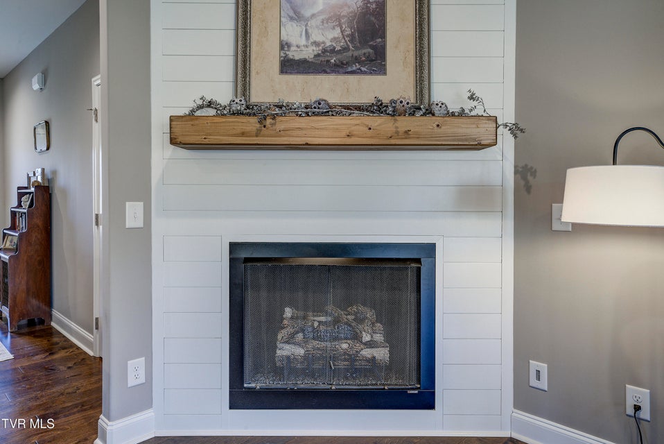 Photo #40: 702 Hunts Terrace Drive