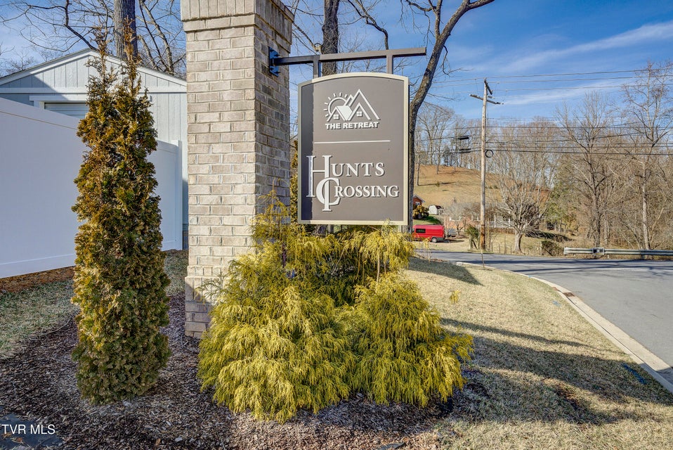 Photo #53: 702 Hunts Terrace Drive