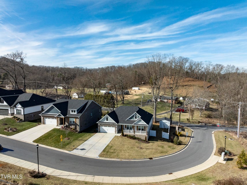 Photo #58: 702 Hunts Terrace Drive