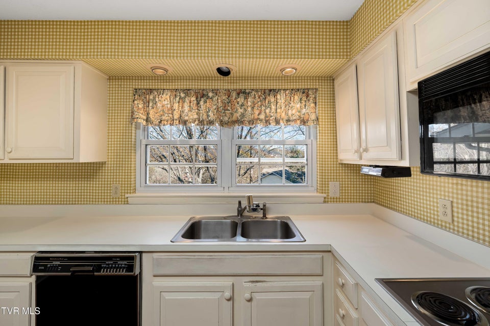 Photo #23: 2228 Charsley Road