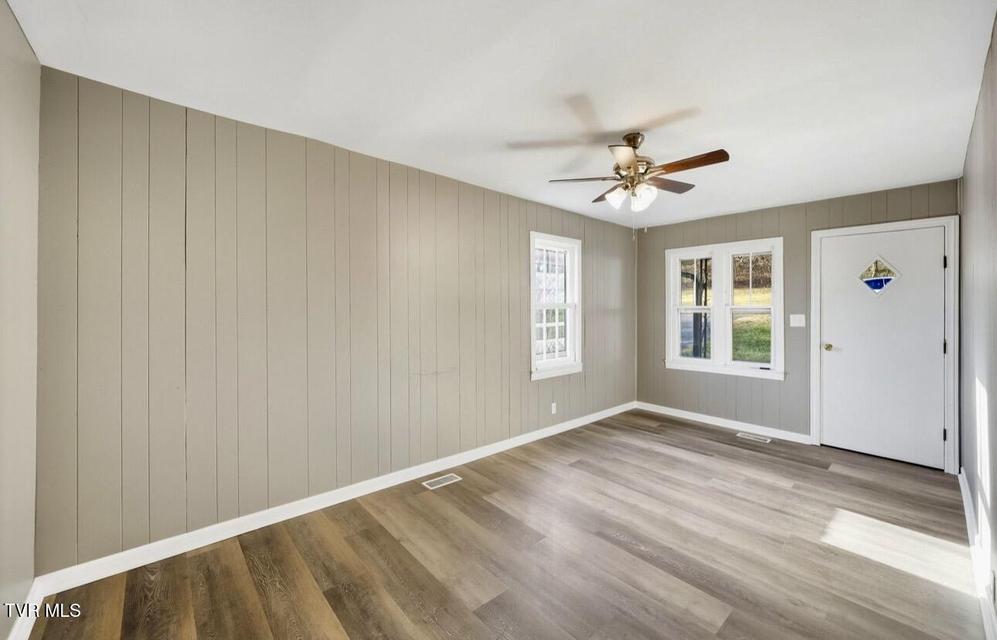 Photo #9: 2616 Park Avenue