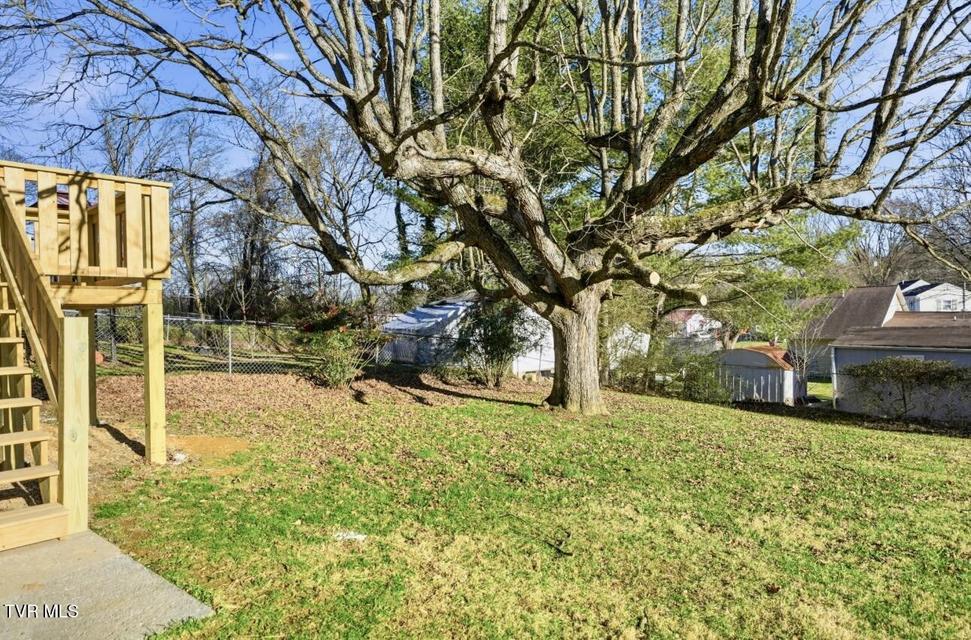 Photo #20: 2616 Park Avenue