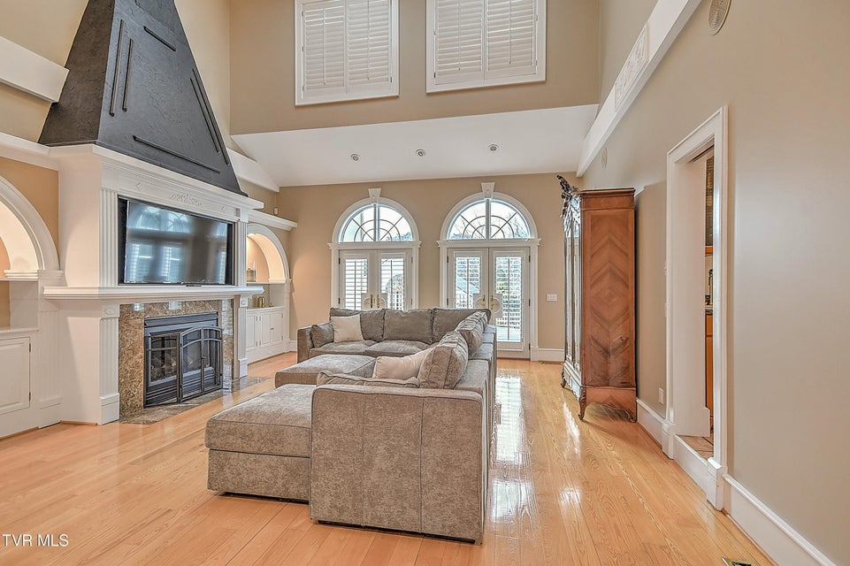 Photo #12: 408 Fairway Estates Drive