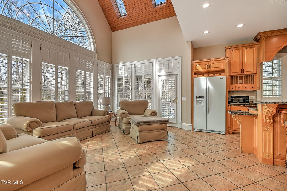 Photo #16: 408 Fairway Estates Drive