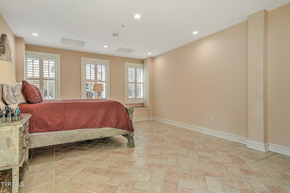 Photo #75: 408 Fairway Estates Drive