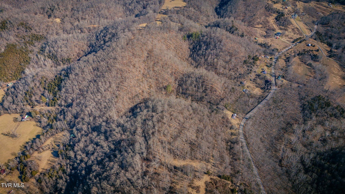 Photo #8: 2595 Sinking Creek Highway