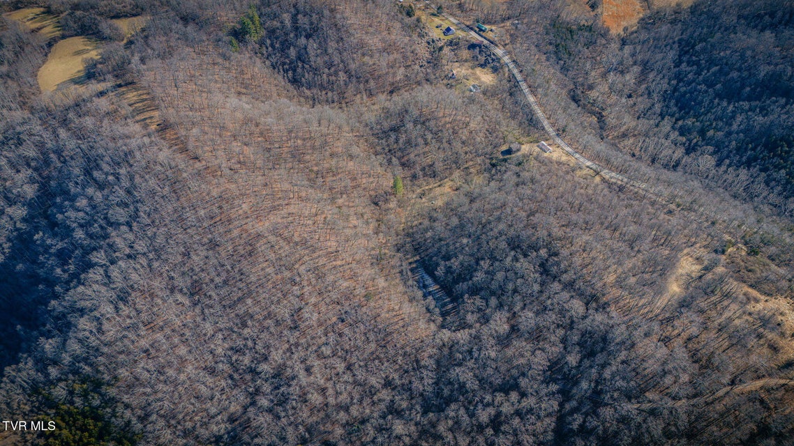 Photo #21: 2595 Sinking Creek Highway