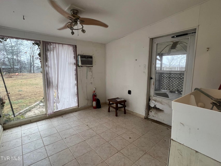 Photo #18: 274 Idlewild Drive