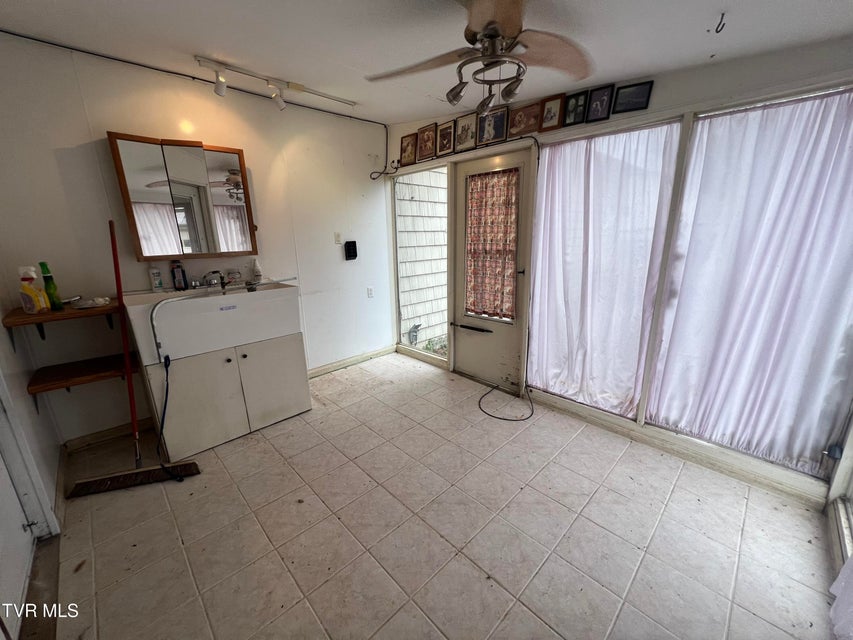 Photo #19: 274 Idlewild Drive