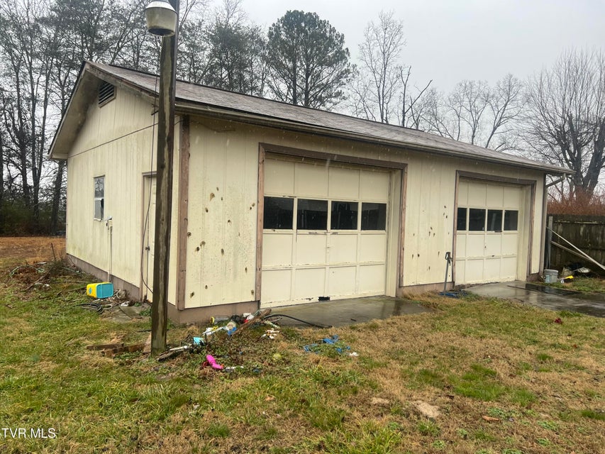 Photo #23: 274 Idlewild Drive