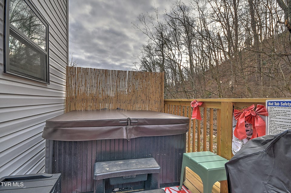 Photo #17: 1103 Glen Street