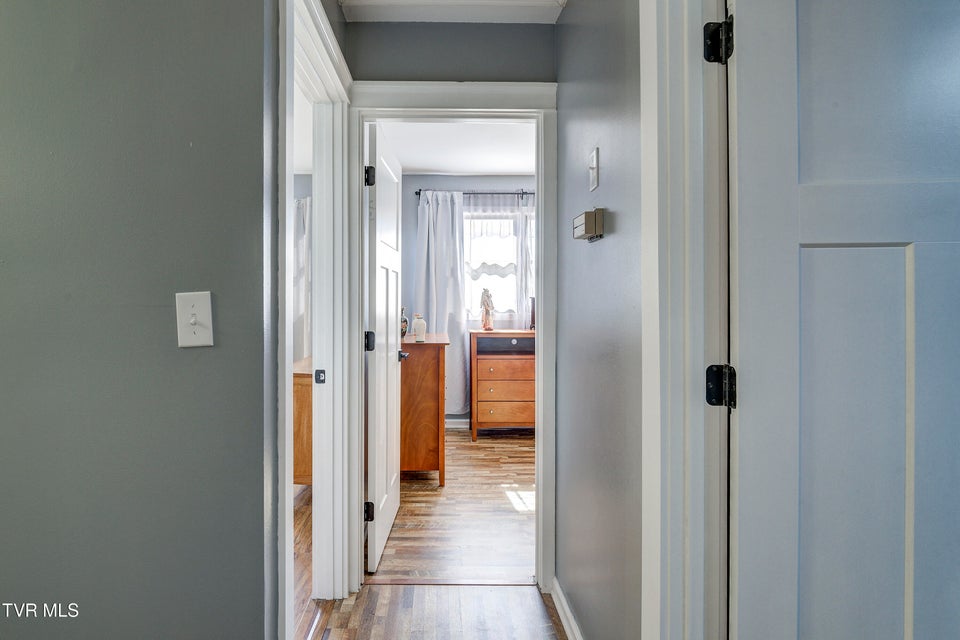 Photo #29: 1604 Boones Creek Road