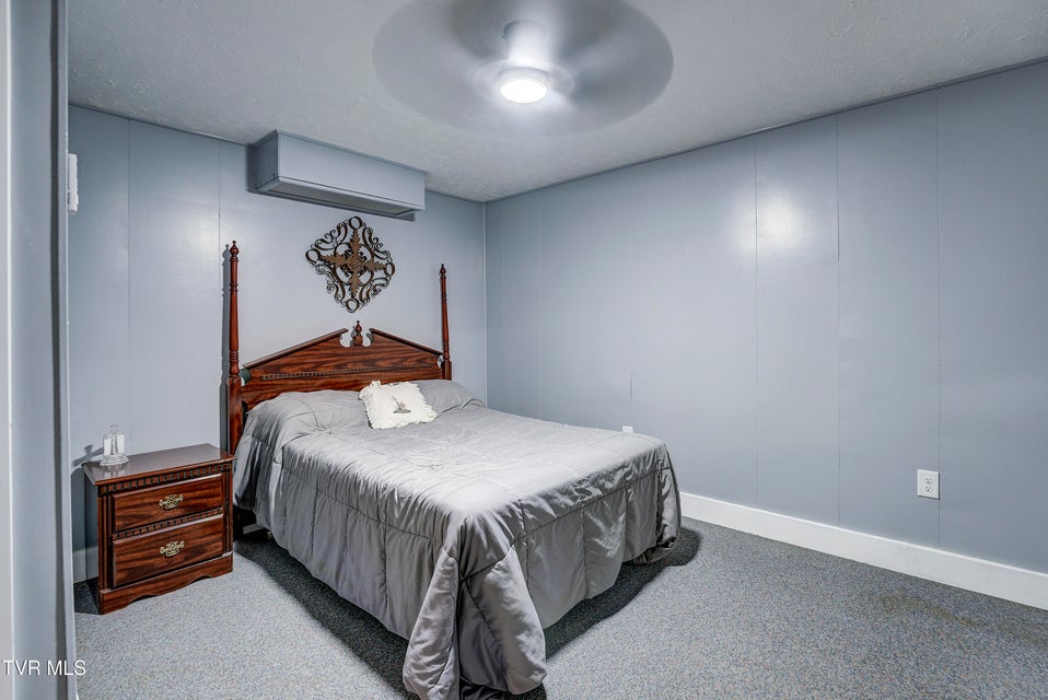 Photo #51: 1604 Boones Creek Road