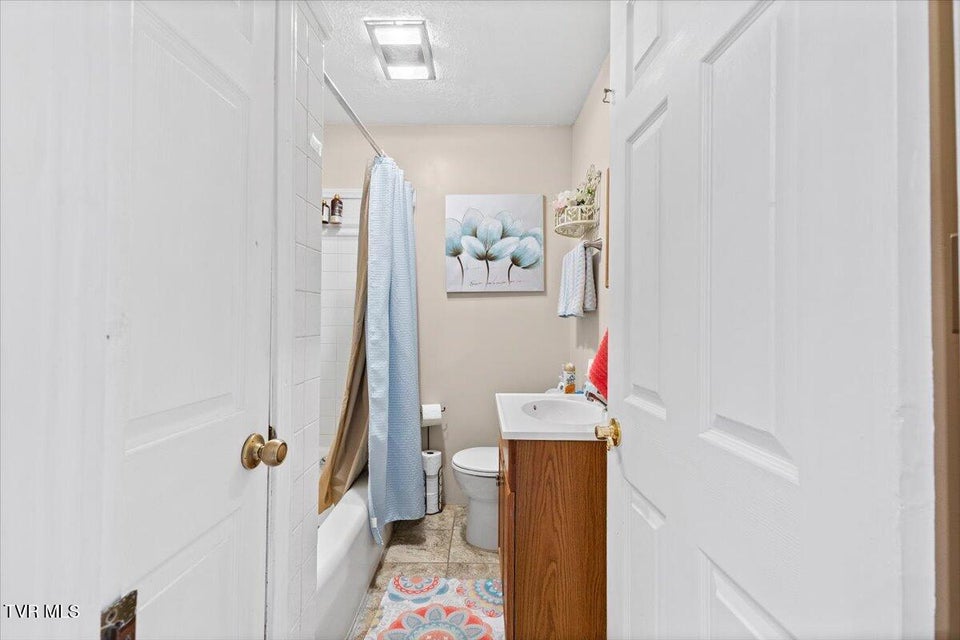 Photo #12: 320 Sherwood Road