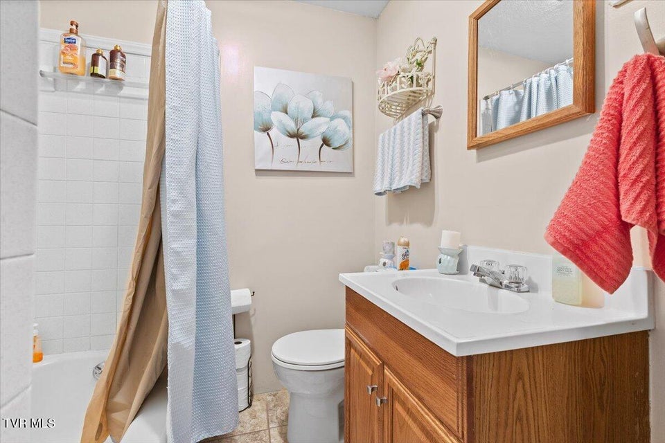 Photo #14: 320 Sherwood Road