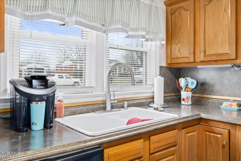 Photo #18: 320 Sherwood Road