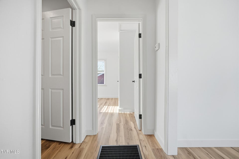 Photo #15: 2226 Bay Street