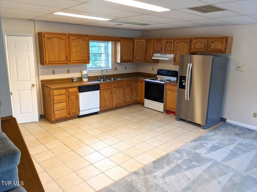 Photo #22: 2482 Elk Way