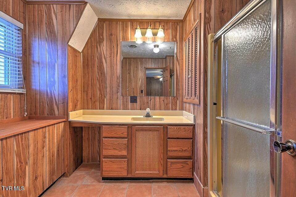 Photo #70: 2482 Elk Way