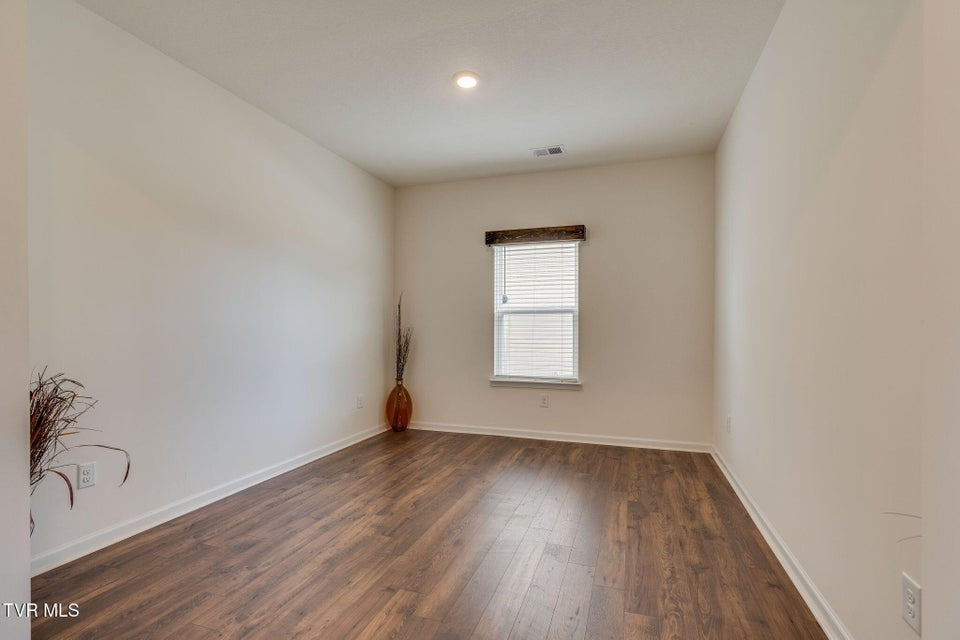 Photo #6: 132 Breckenridge Trace 