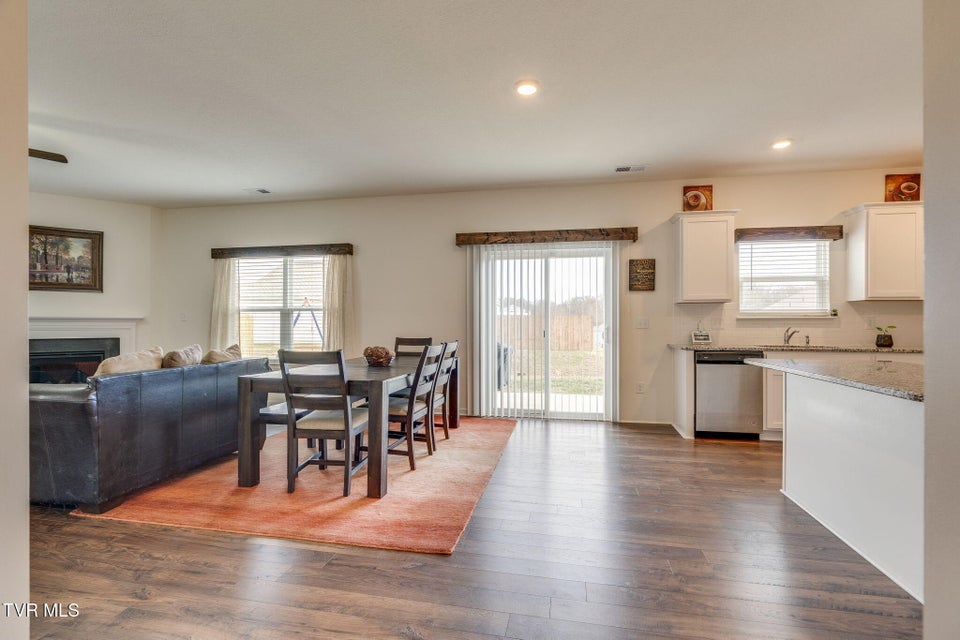 Photo #7: 132 Breckenridge Trace 