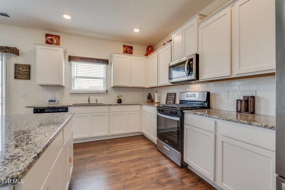 Photo #15: 132 Breckenridge Trace 