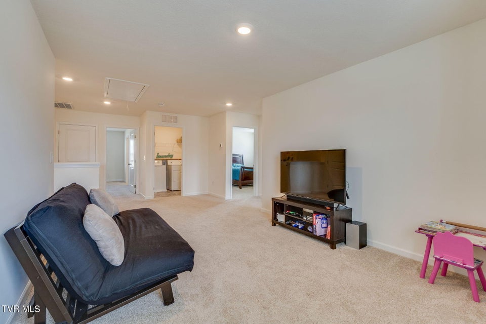 Photo #19: 132 Breckenridge Trace 