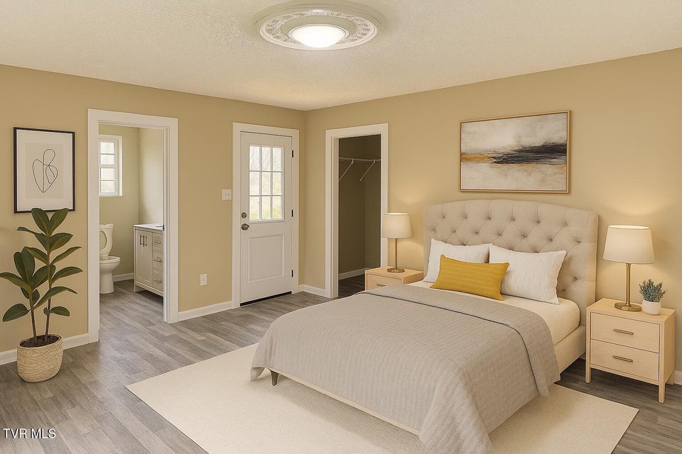 Photo #14: 634 Riverside Avenue