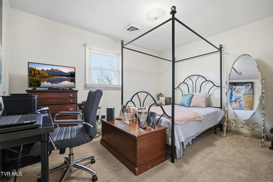 Photo #20: 1707 Lakeview Dr 