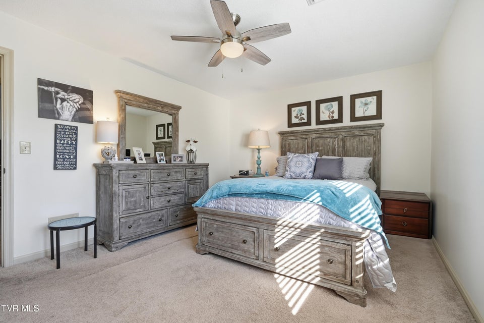 Photo #18: 1707 Lakeview Dr 