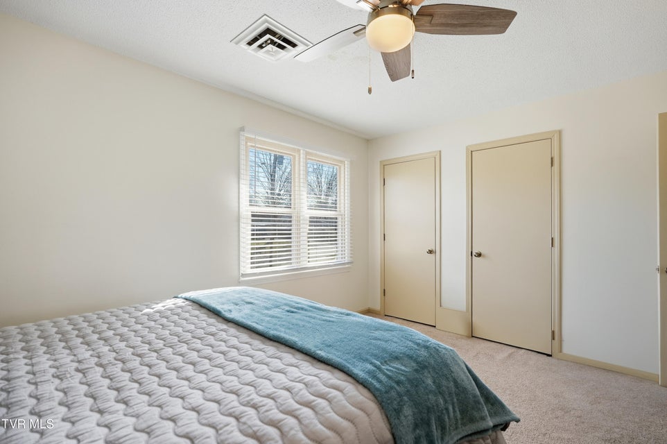 Photo #19: 1707 Lakeview Dr 