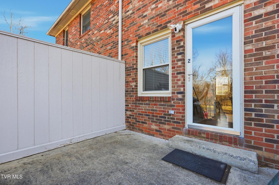 Photo #23: 1707 Lakeview Dr 